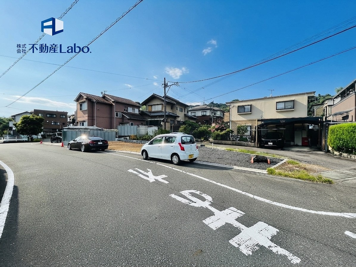 ハートフルタウン　静岡市葵区北2丁目2140番　全1棟　の前面道路含む現地写真|ウエルシアまで徒歩約５分♪