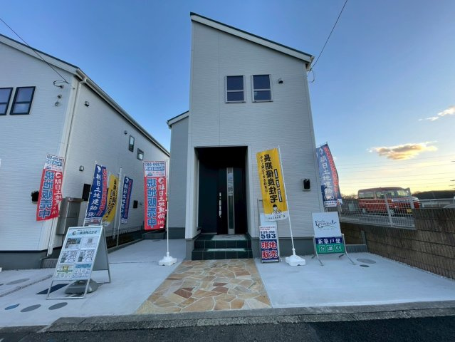 横浜市青葉区鴨志田町 新築戸建て【仲介手数料無料】カースペース2台の外観