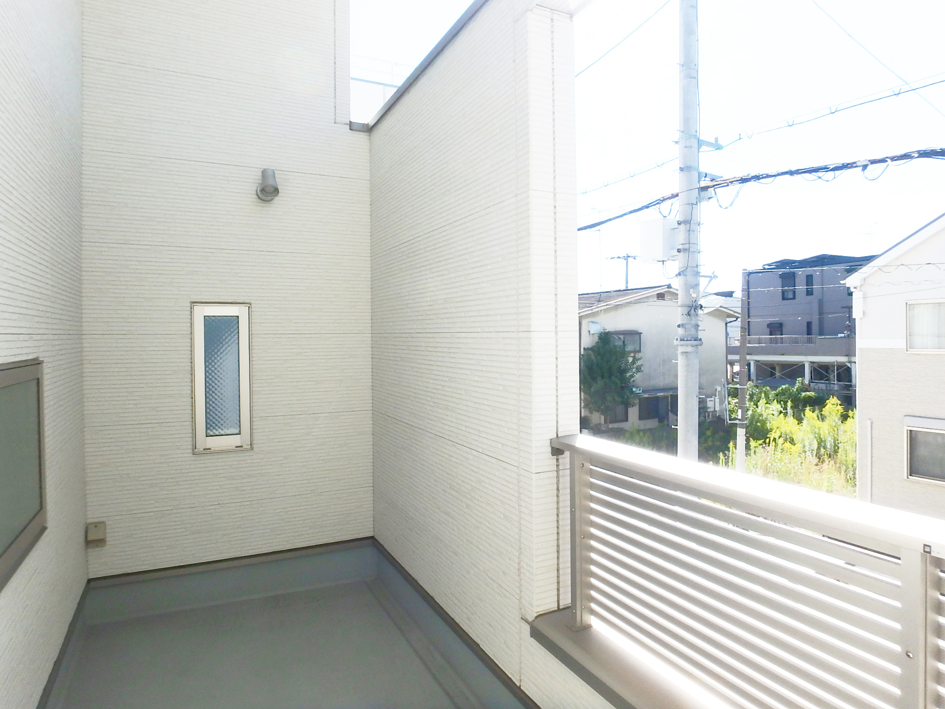 西難波町五丁目戸建のバルコニー