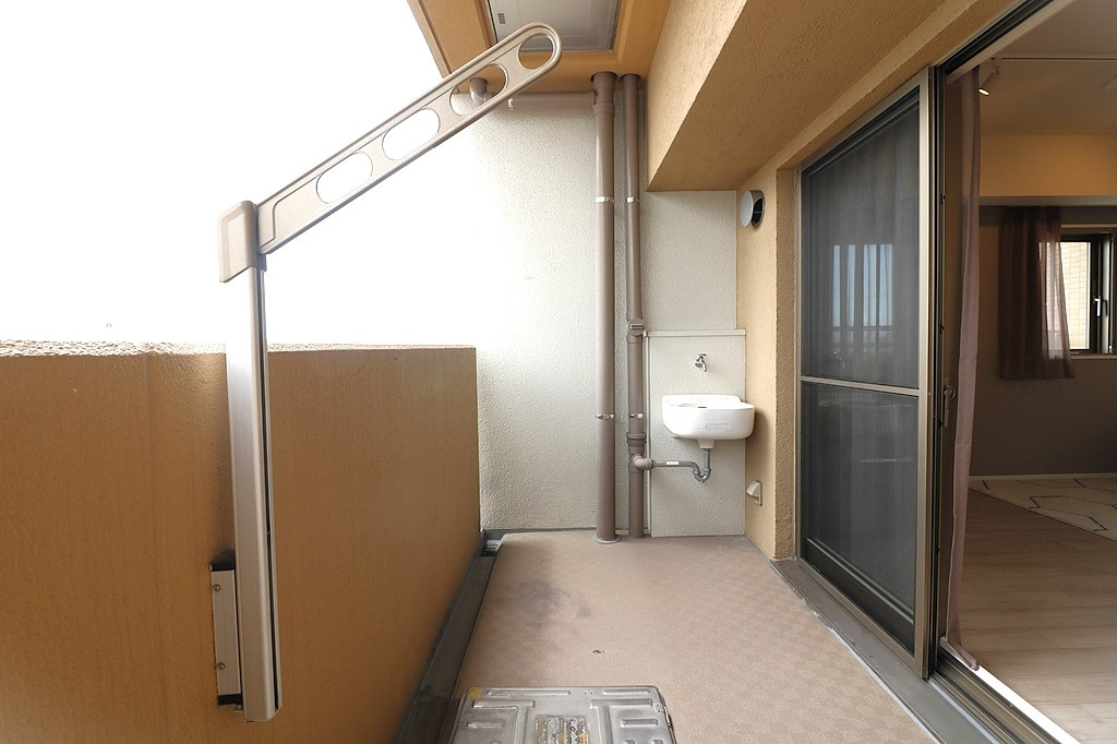 ライオンズマンション沢之町ガーデンタワーのバルコニー