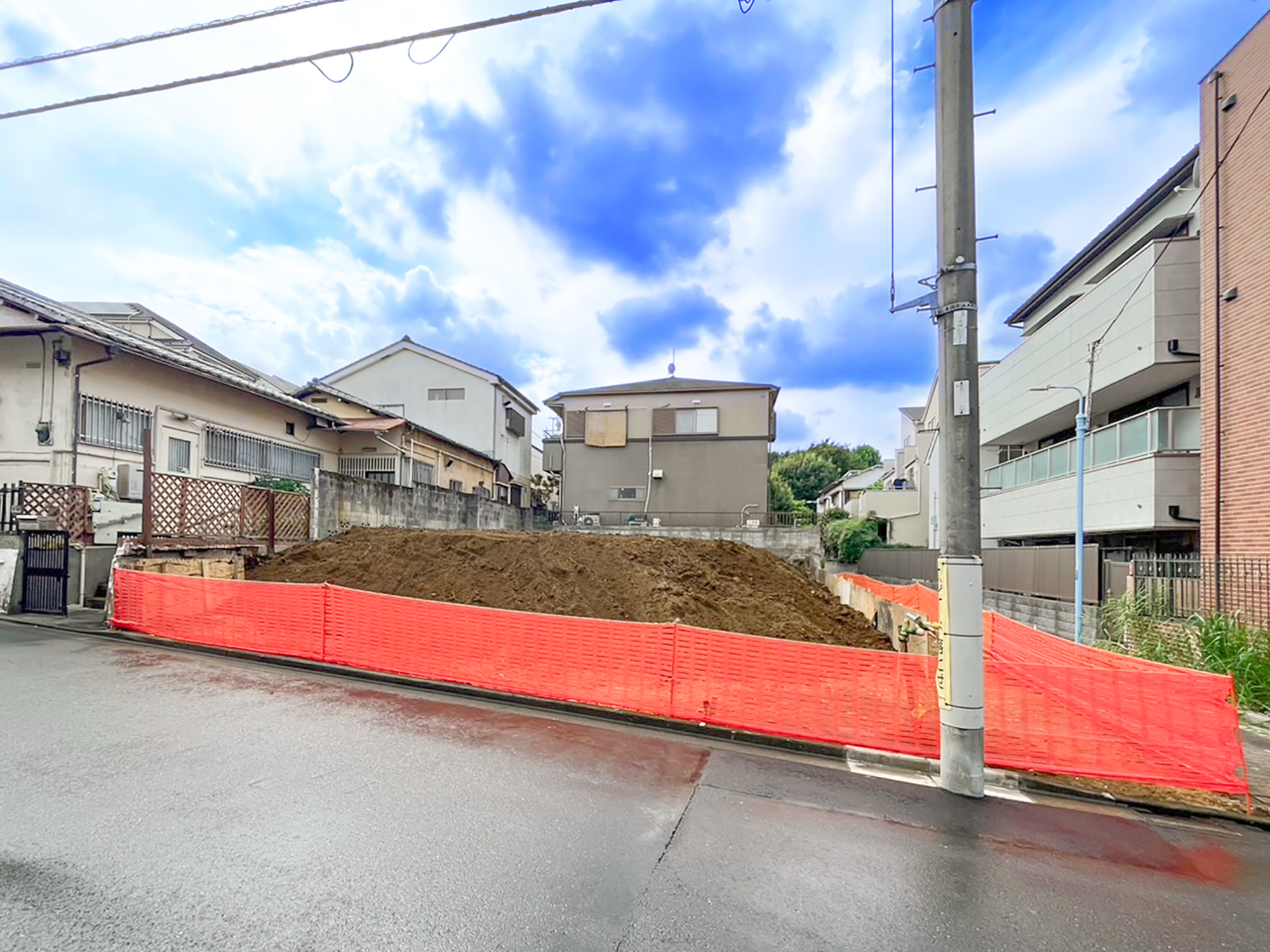 宅地分譲［杉並区和田１丁目］の前面道路含む現地写真|現地写真（2026年8月撮影）