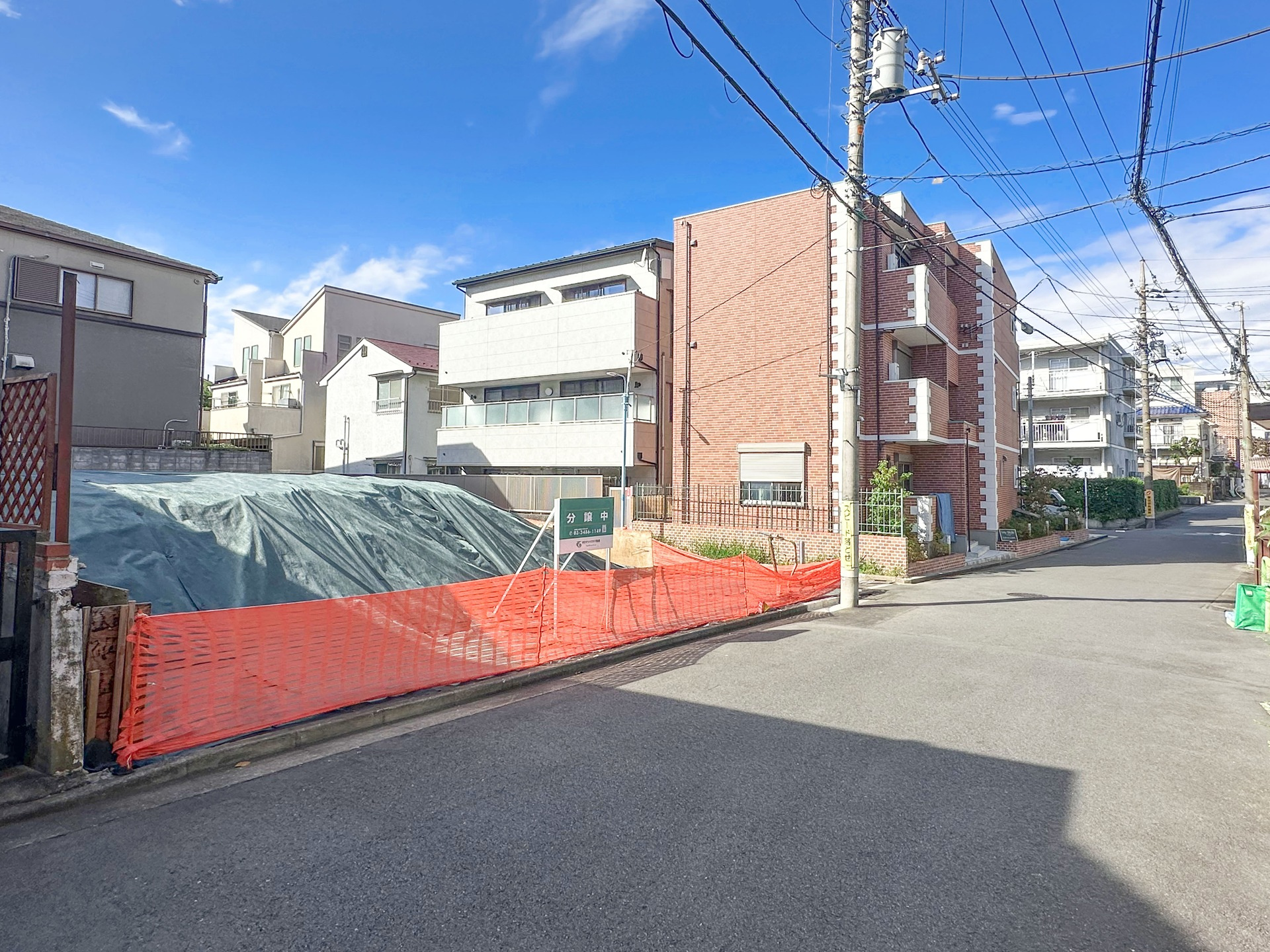 宅地分譲［杉並区和田１丁目］の前面道路含む現地写真|現地写真（2026年10月撮影）