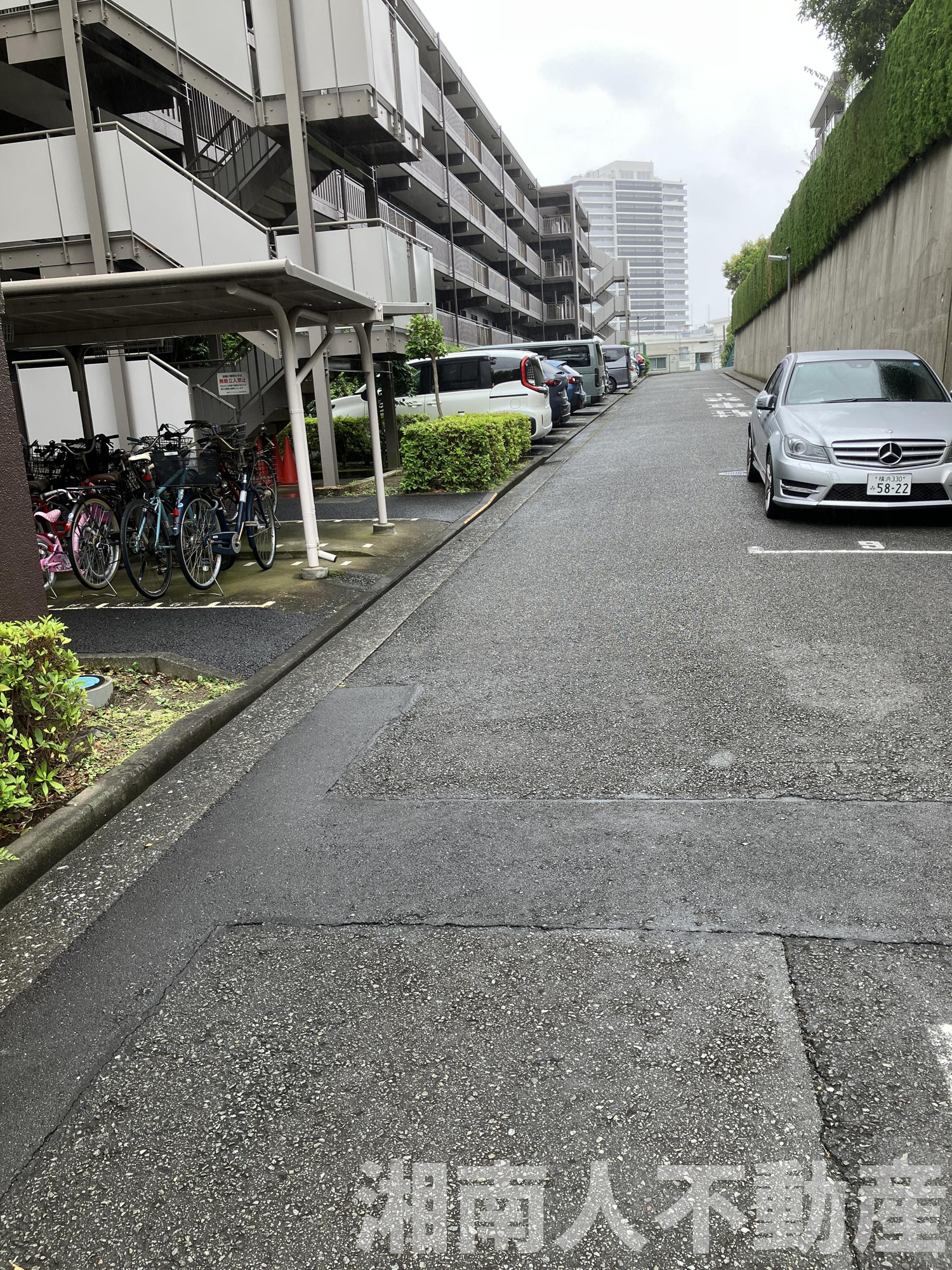 藤和ライブタウン大船 １号棟の駐車場|駐車スペースもあります