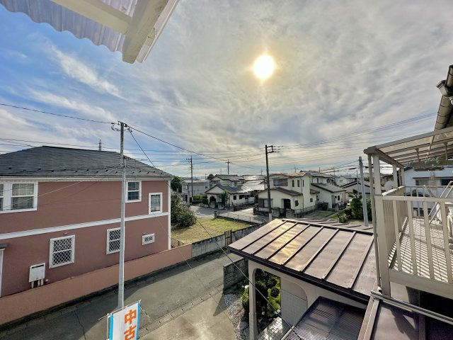 前橋市龍蔵寺町　中古住宅の展望|閑静な住宅街なので、周囲の住宅街とも程よい距離があります。習い事の練習なども安心して取り組めます。