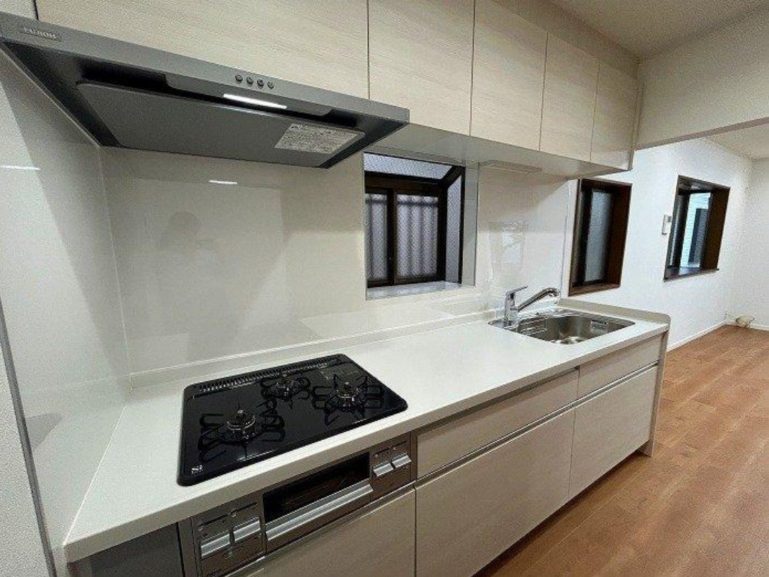 横浜市泉区中田西4丁目 中古戸建【仲介手数料無料】のキッチン