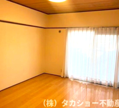 コープ桜木町の洋室