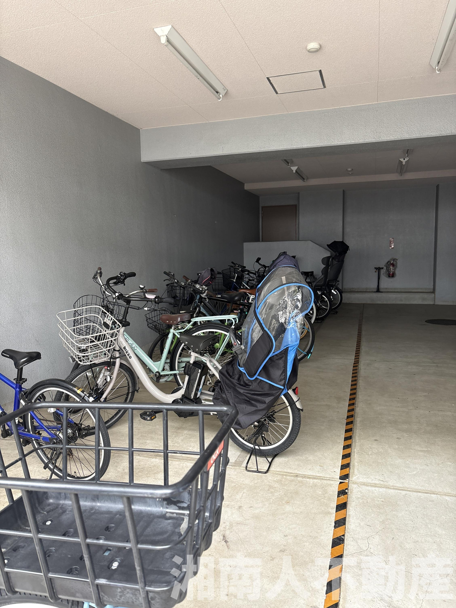 ライオンズシティ平塚の駐輪場