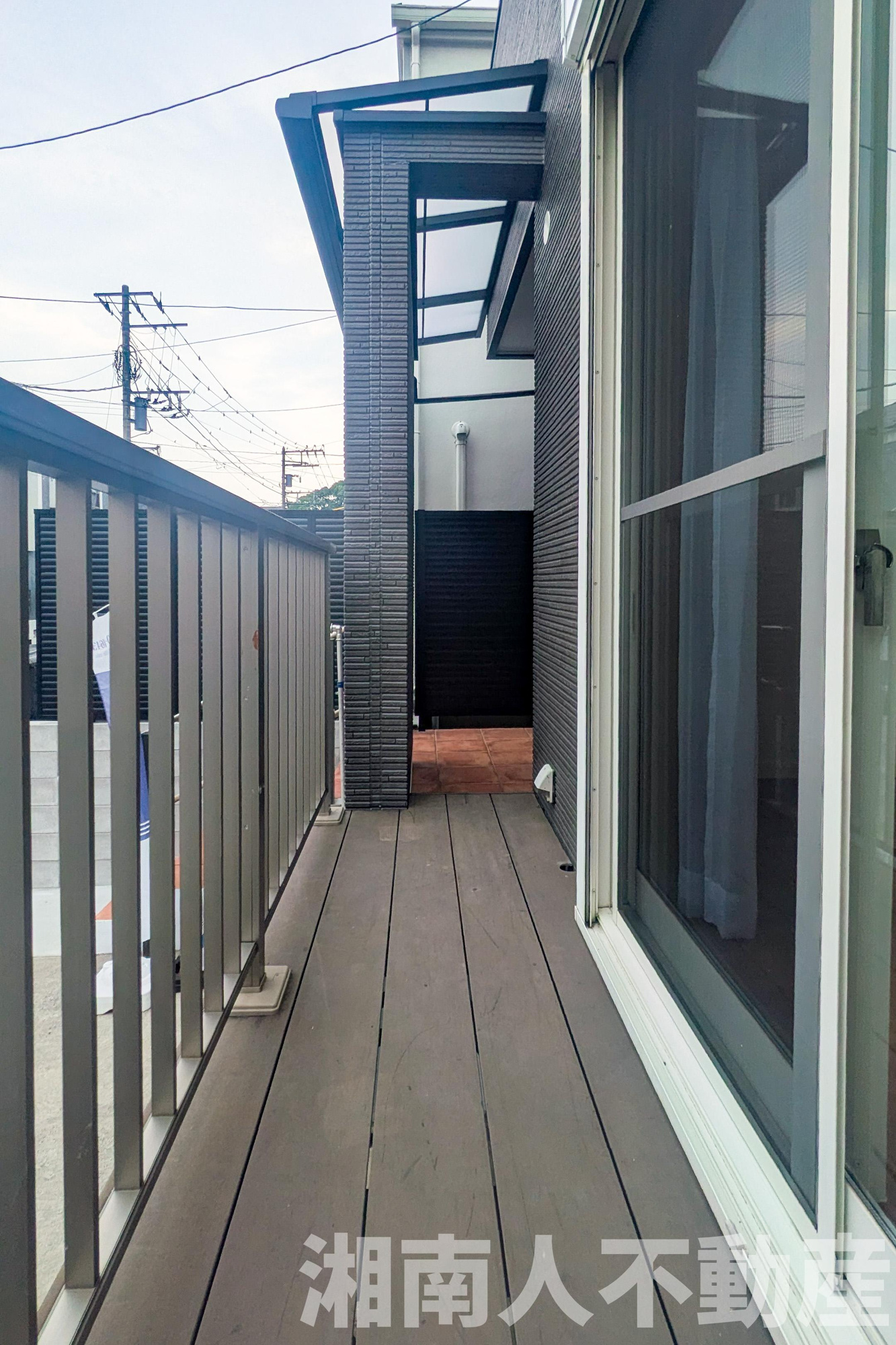 藤沢市片瀬２丁目１７－１１戸建のバルコニー|バルコニーがあります