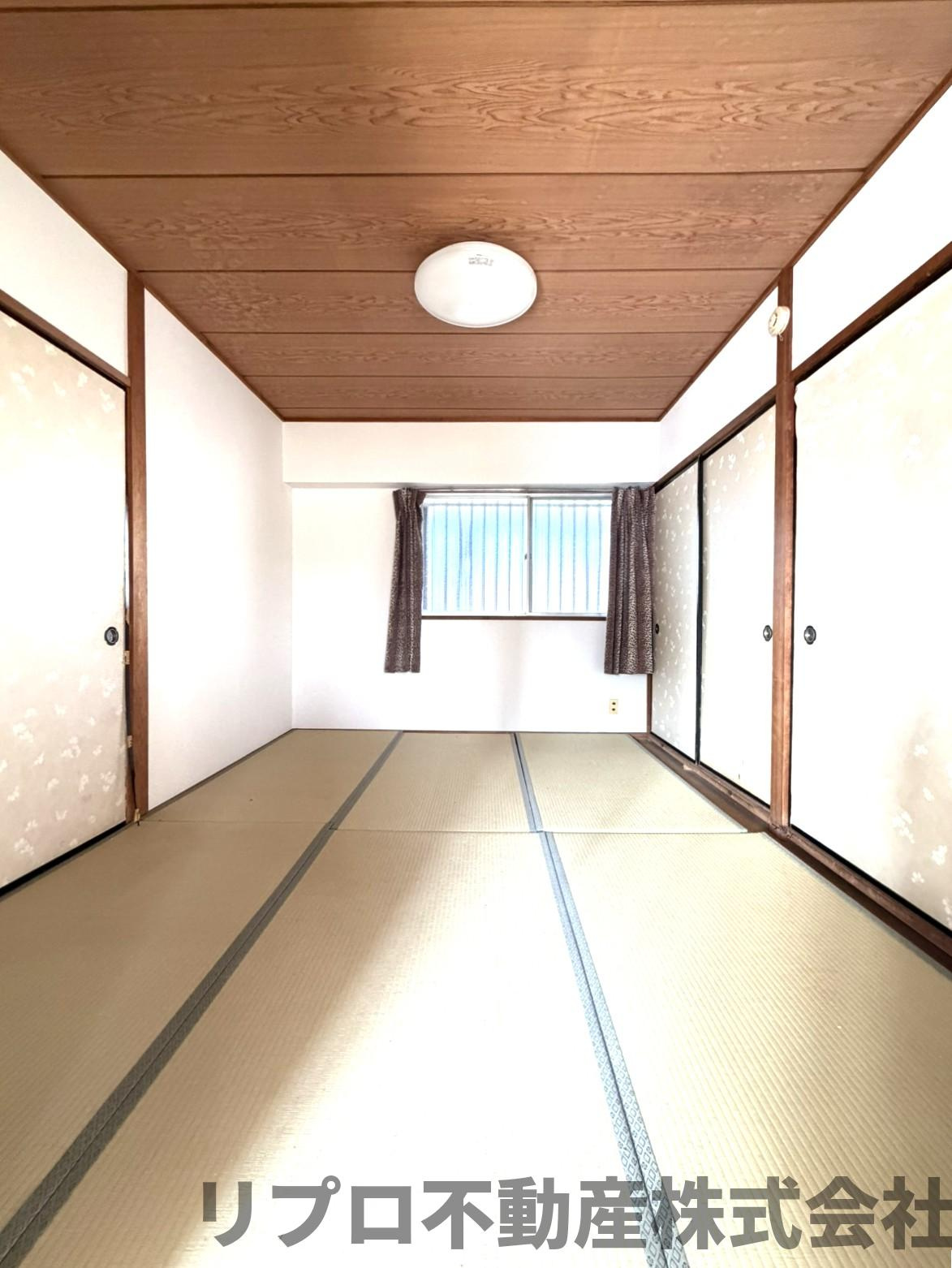 チェリーハイツの和室|６．０帖の和室は畳表替え済みです♪