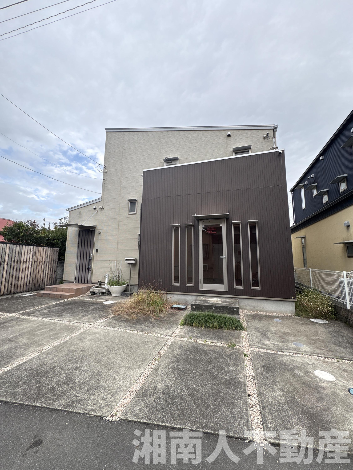 小田原市栢山　中古戸建の外観