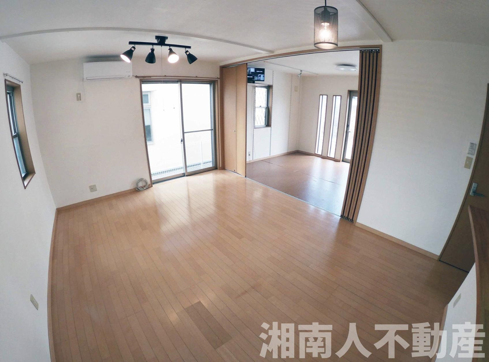 小田原市栢山　中古戸建の居間・リビング