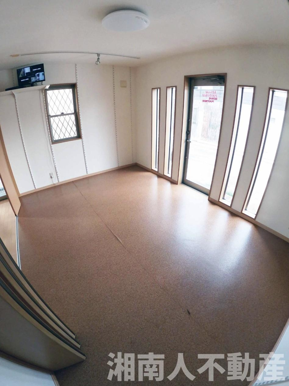 小田原市栢山　中古戸建の洋室