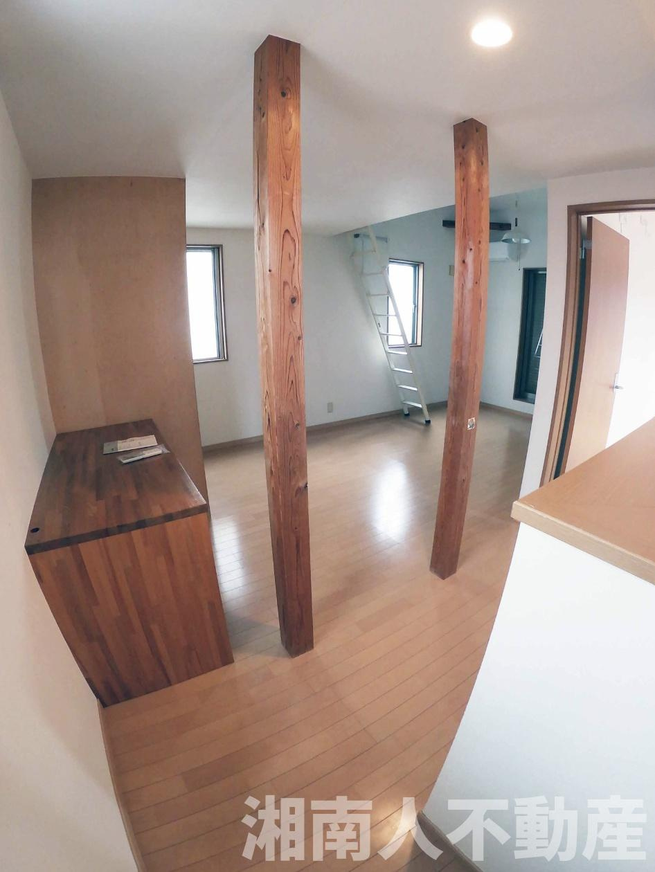 小田原市栢山　中古戸建の洋室