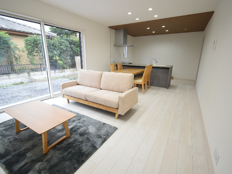 【２号棟：リビング】家具入り写真