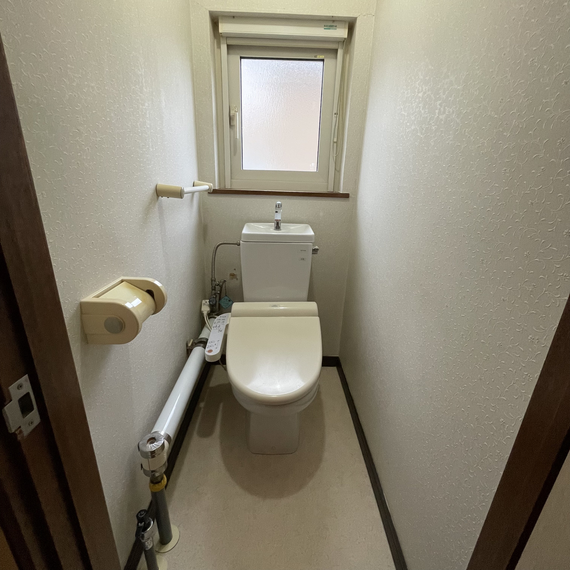 登別市富岸町2丁目41-19　中古住宅のトイレ