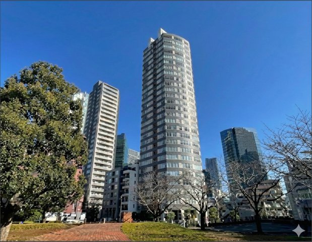 Majes Tower 六本木の外観