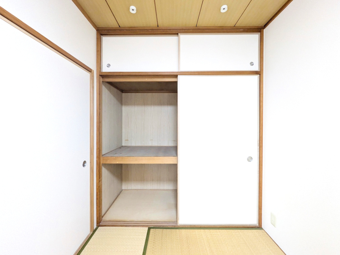 夙川グランドハイツの収納