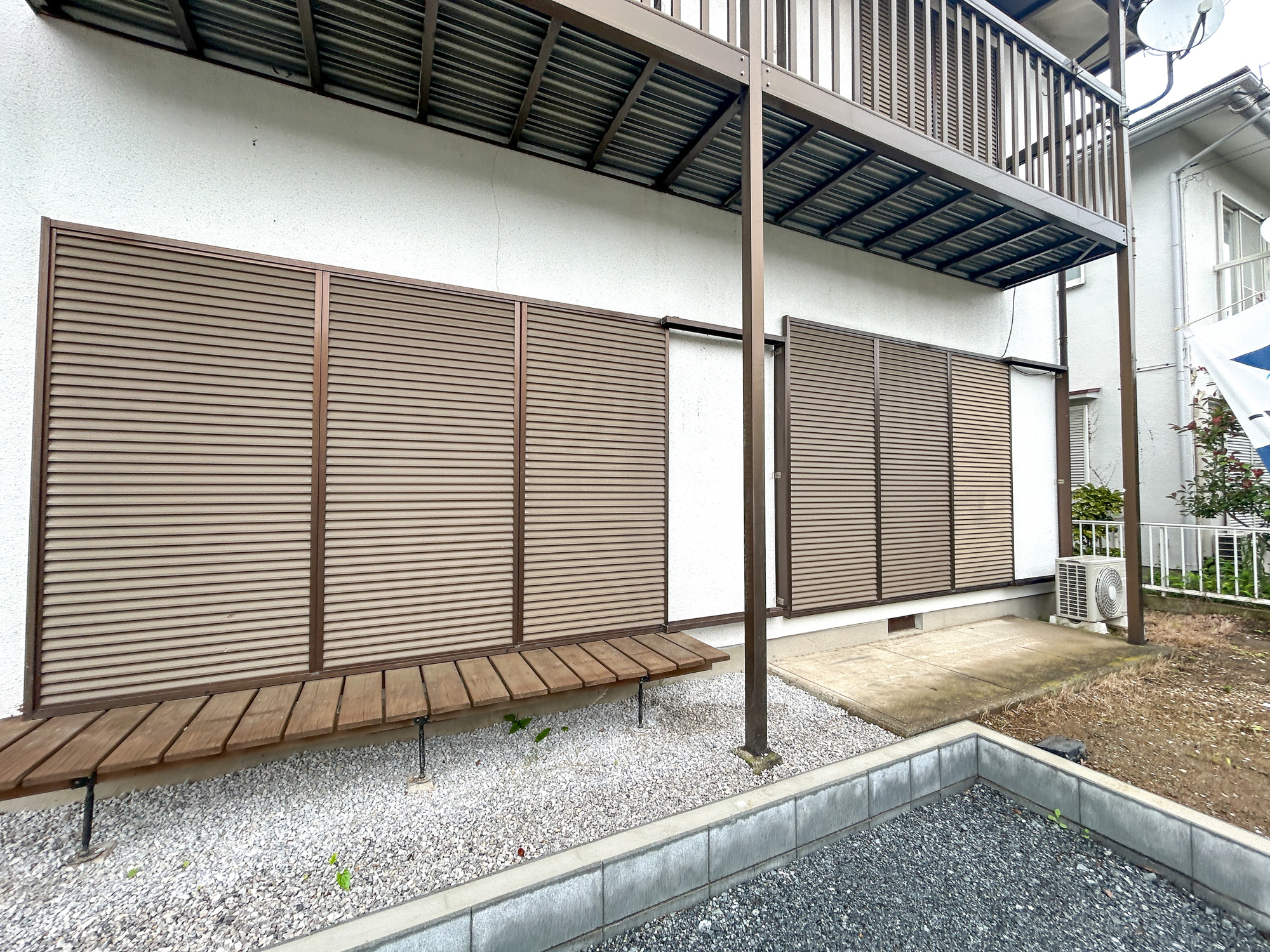 高崎市吉井町1期　中古住宅の防犯設備|防風、防犯、防音、断熱と様々な効果を発揮する雨戸付きです♪					