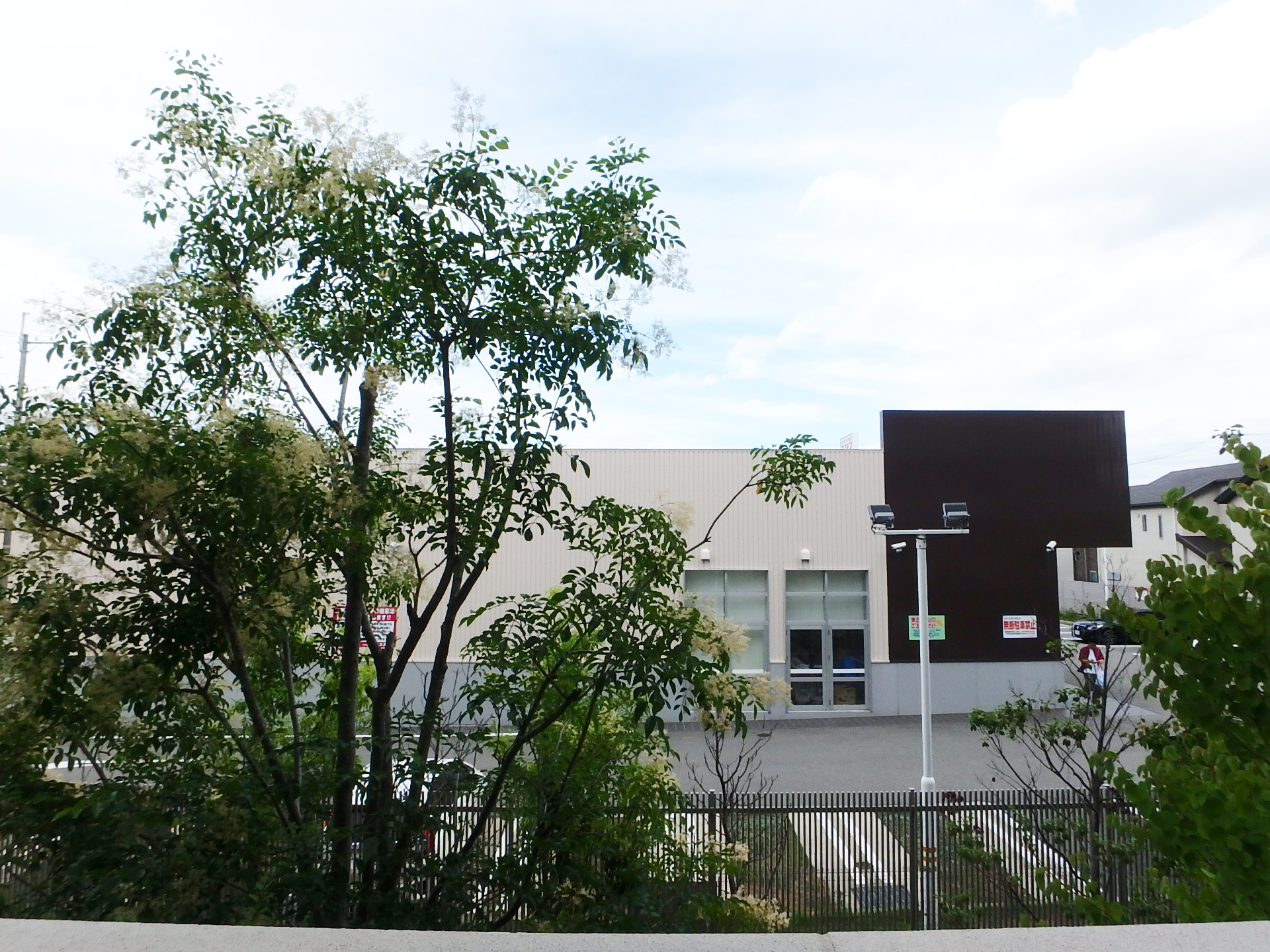 ジオ武庫川の展望|朝陽が差し込む、東向きの眺望です。