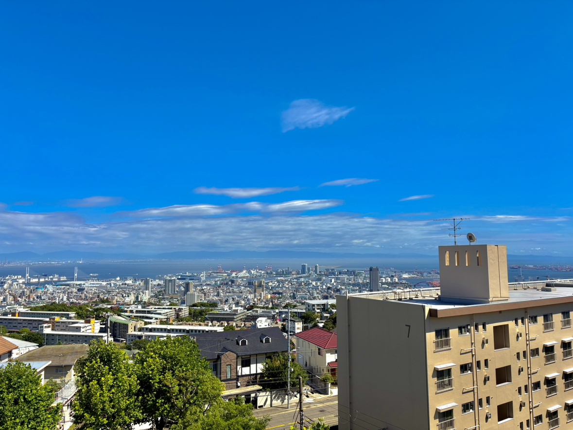 渦ヶ森コーポ壱号館の展望|神戸市ならではの海と山が両方味わえる眺望となっております。
