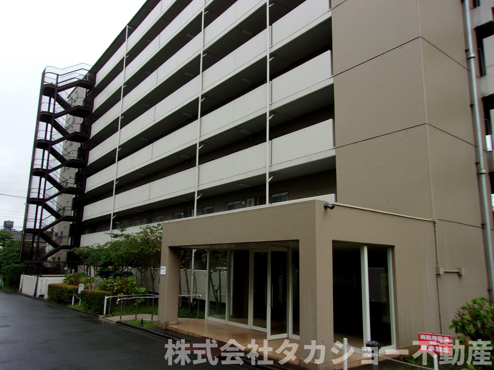 東千葉ハイツ　4号棟の外観|落ち着いた雰囲気の外観です