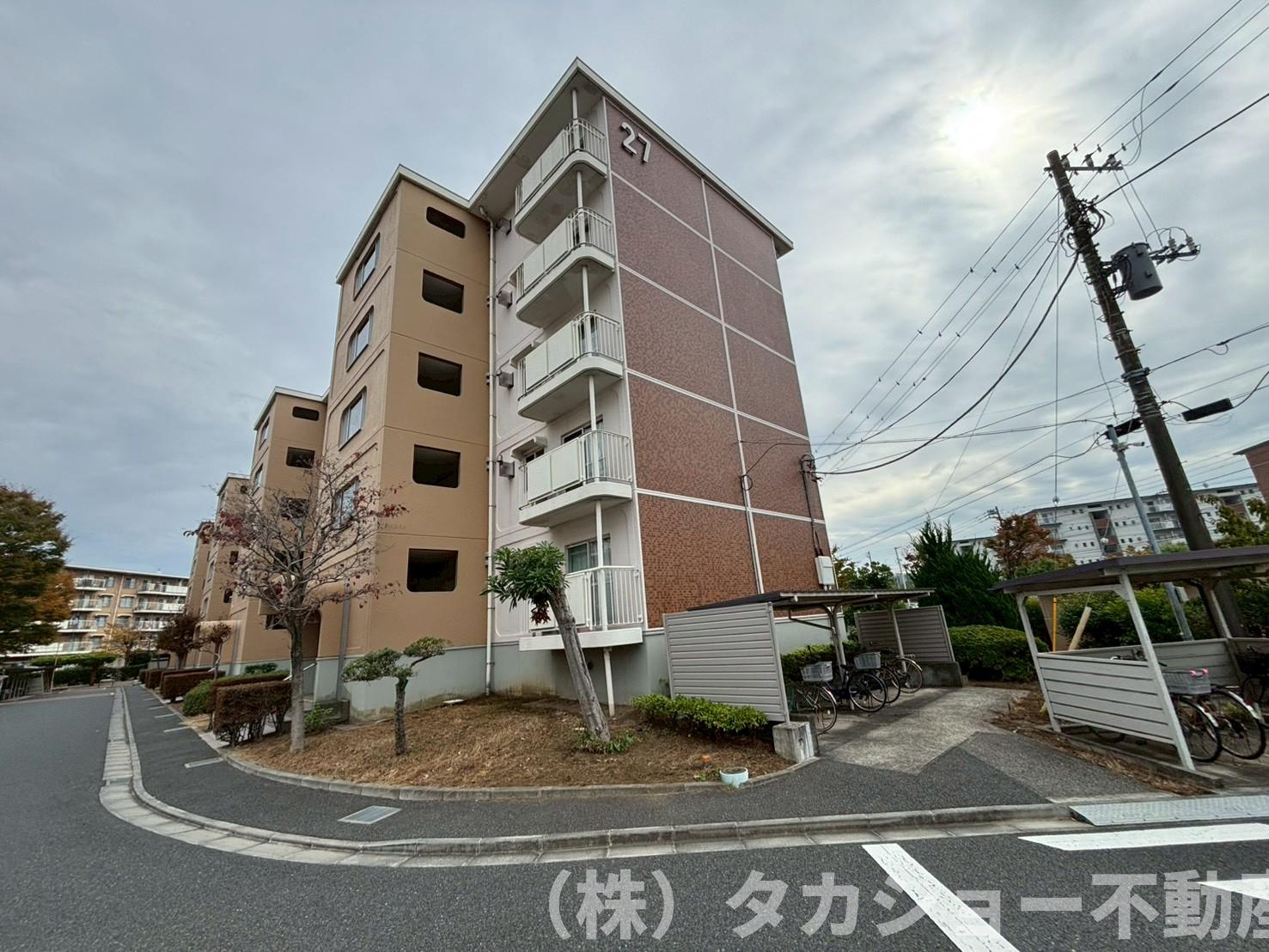 高浜北団地　27号棟の外観
