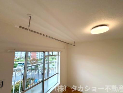 高浜北団地　27号棟の設備|室内干しが付いてます。