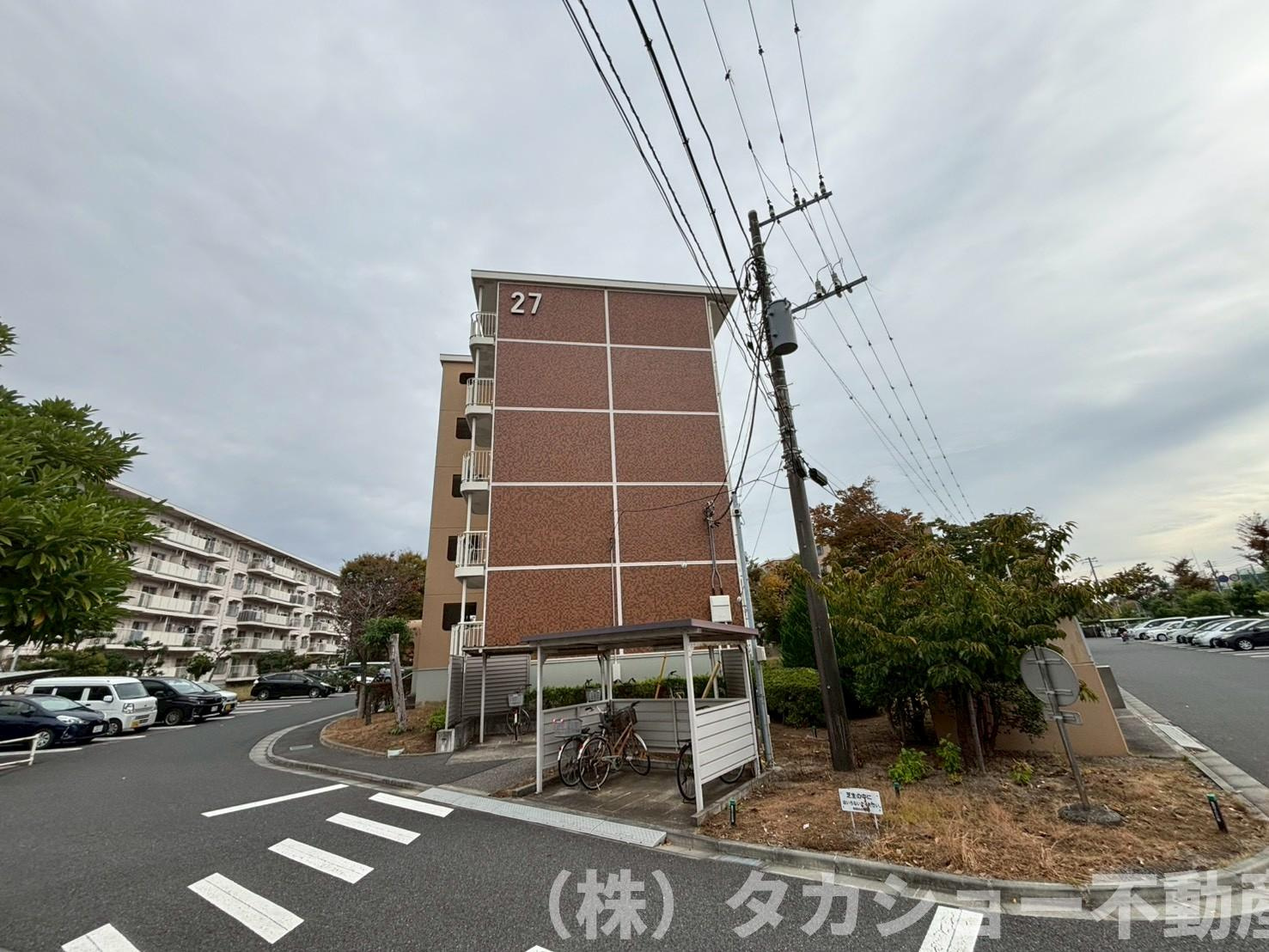 高浜北団地　27号棟の外観