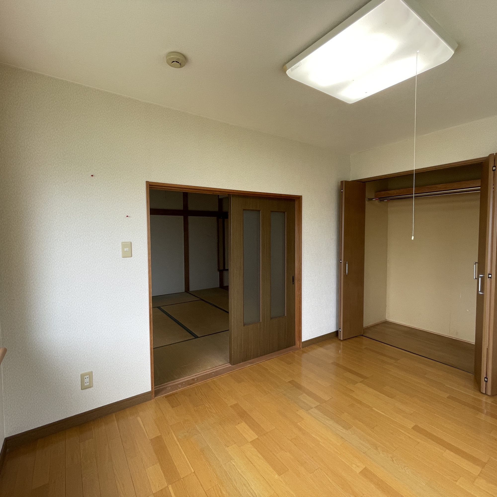 登別市富岸町2丁目22-10　中古住宅の洋室