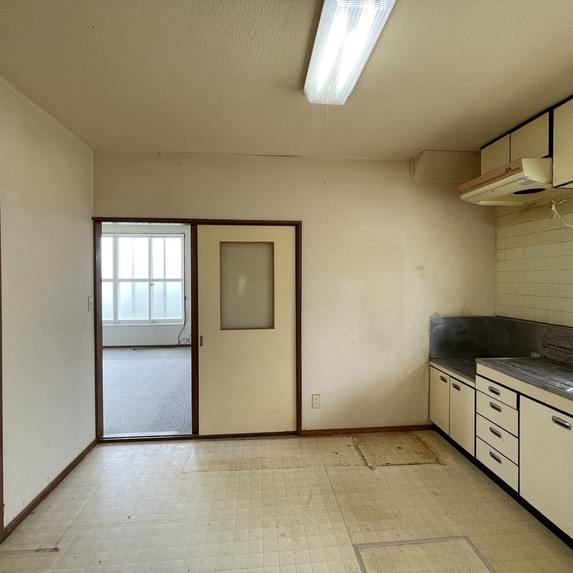 登別市富岸町2丁目22-10　中古住宅のキッチン