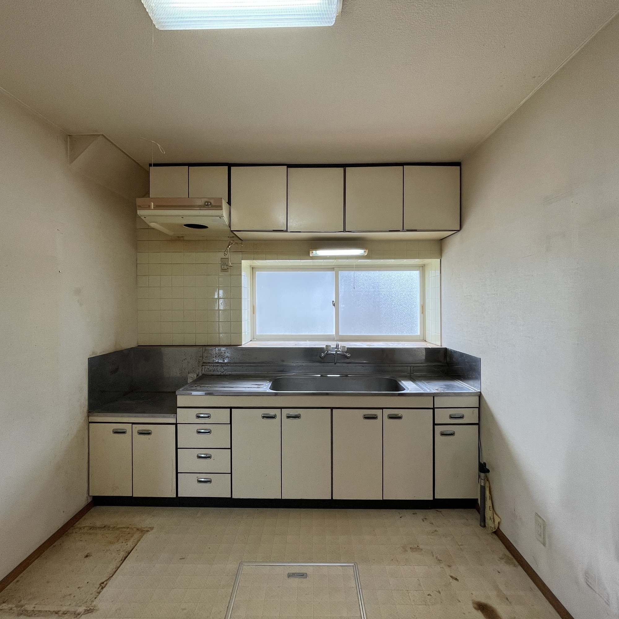 登別市富岸町2丁目22-10　中古住宅のキッチン