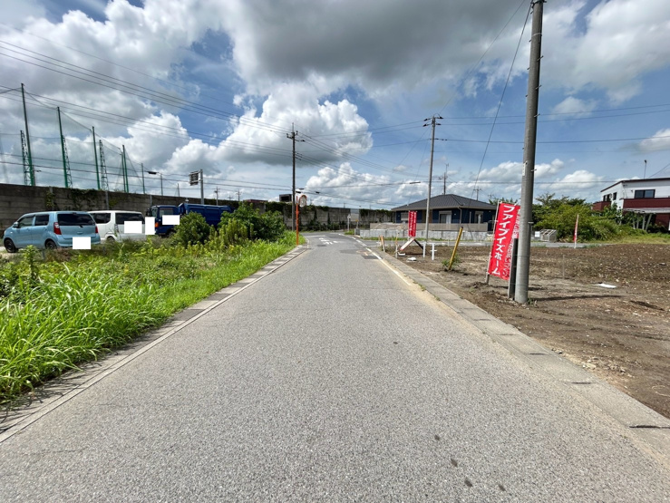 前面道路含む現地写真です！（2026/08/17撮影）