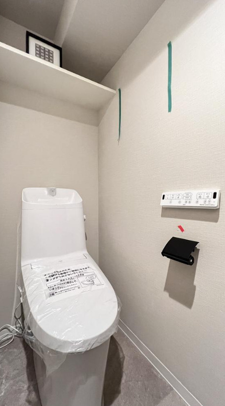 ライオンズマンション横浜常盤台【仲介手数料無料】のトイレ