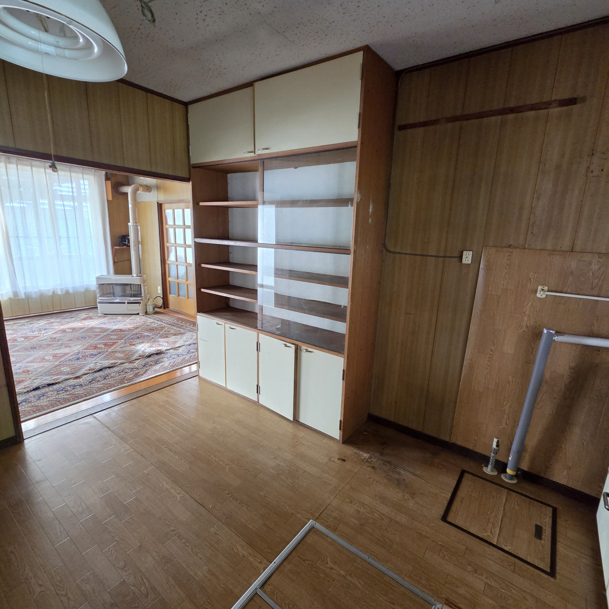 登別市片倉町2丁目8-3　中古住宅のキッチン