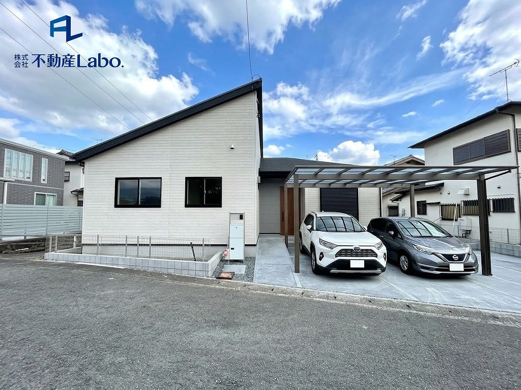 リナージュ　御殿場市竈　第1期　全1棟のその他|新築平屋住宅の登場です！！駐車場も３台以上おける庭付き物件です♪
※外構、車はCGでイメージです。追加工事できます♪
