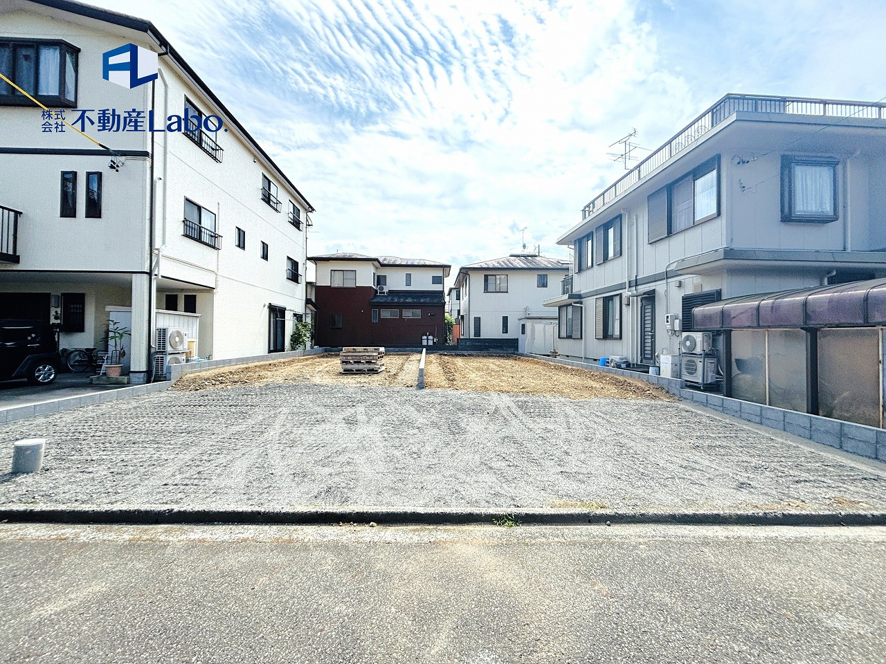 リーブルガーデン　葵区東瀬名町　全2棟の外観|～本日ご見学が可能です～ 土日祝日はもちろん、平日のお仕事終わりのお時間でもご見学可能です♪ 未完成のため近隣にある同仕様モデルハウスの内覧も可能です！ お問い合わせは090-6400-6118まで♪