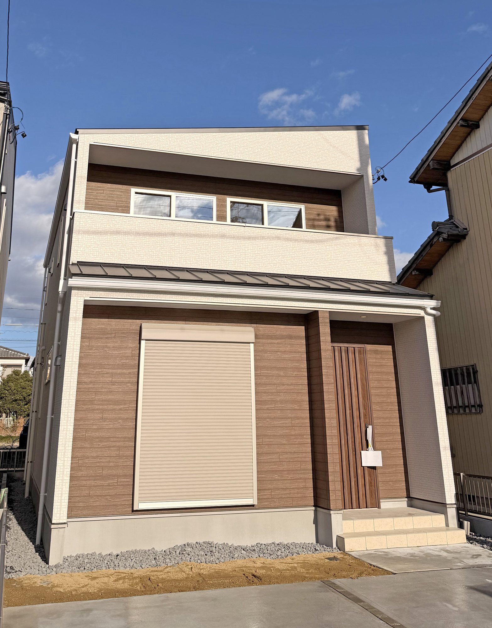 【ご成約済】江南市高屋町旭 2号棟の外観|堂々完成！室内いつでもご覧いただけます