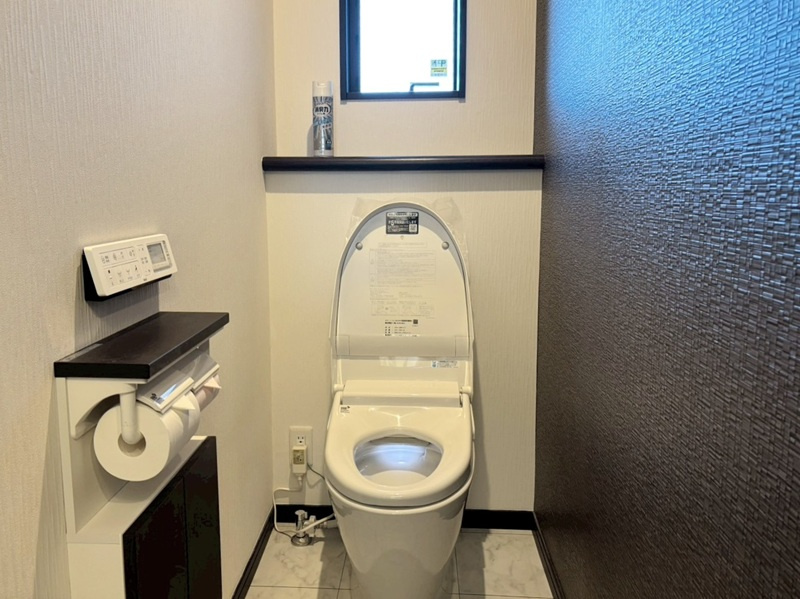 行田市前谷　中古戸建　トイレ