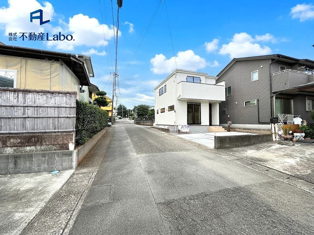 リーブルガーデン　沼津市小林台　～全1棟～の前面道路含む現地写真|●前面道路●
 4ｍ以上の前面道路♪