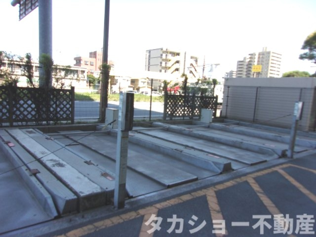 ダイアパレスパレッティアの駐車場|駐車場に車を止められます