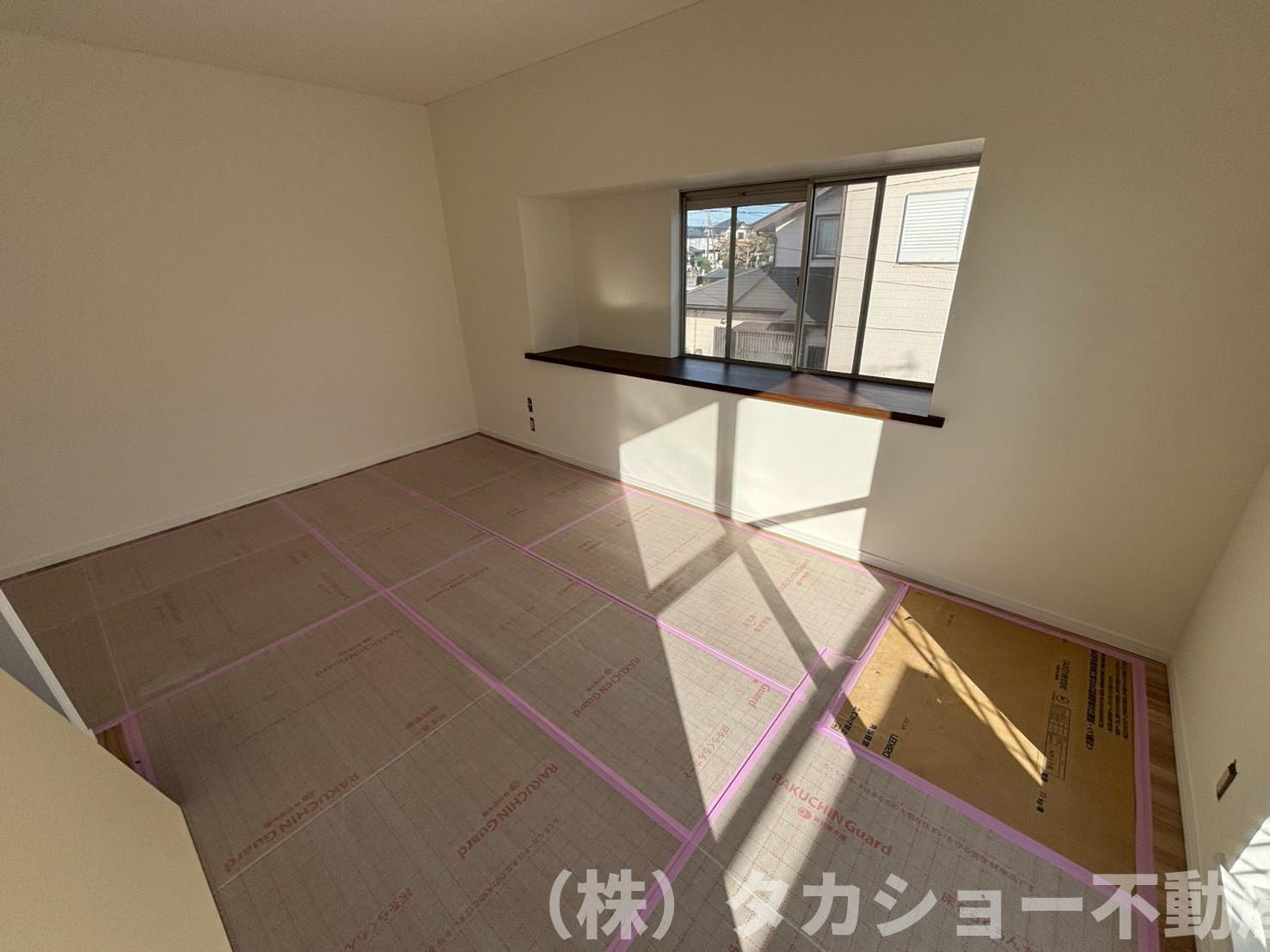 君津市外箕輪1丁目　中古戸建の洋室