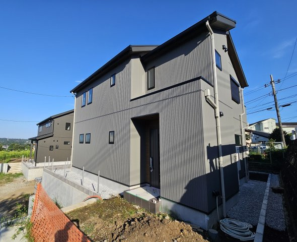 ◆土地200m2以上◆カースペース２台～上依知　新築分譲～全2棟の外観|敷地面積はゆったり約84坪（278.27㎡）
南庭もあり、お車も2台駐車が可能です。