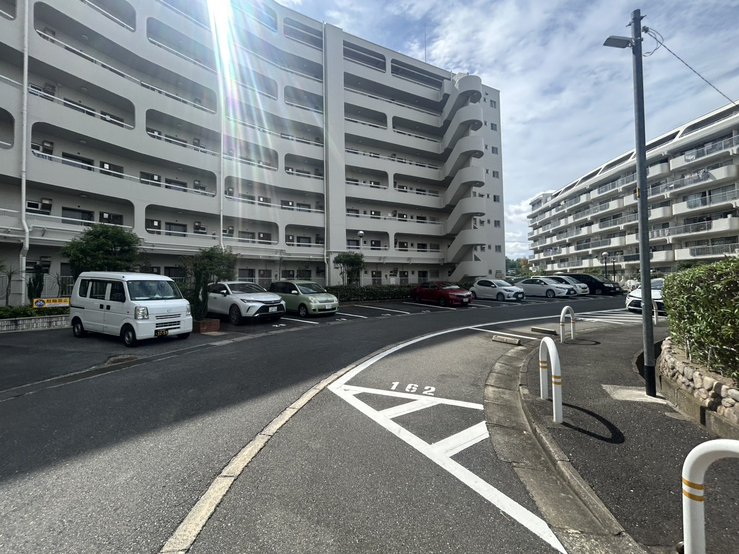 ローズコーポ千里B棟の駐車場