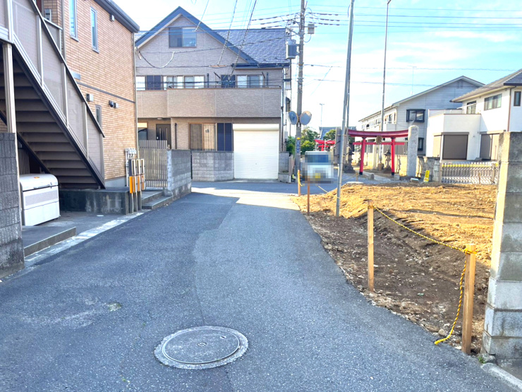 久喜市久喜北1丁目3期（全2棟）2号棟　前面道路