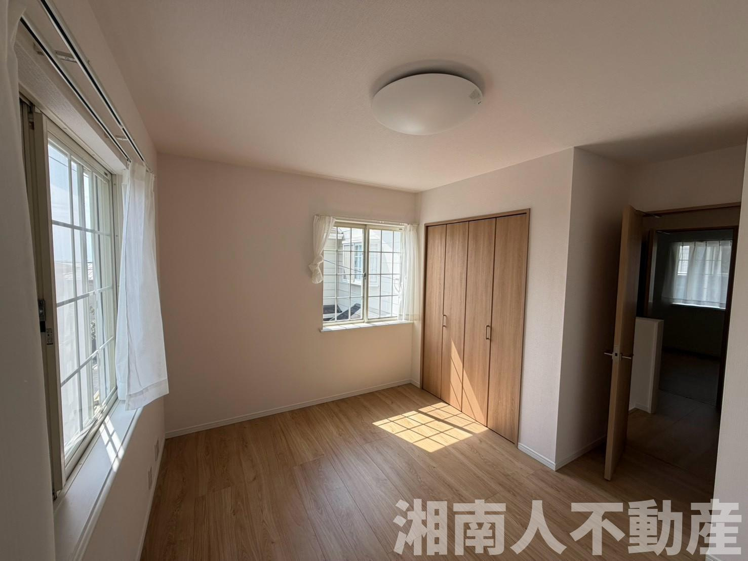 鎌倉市七里ガ浜東５丁目５－１３戸建の居間・リビング|リビングです