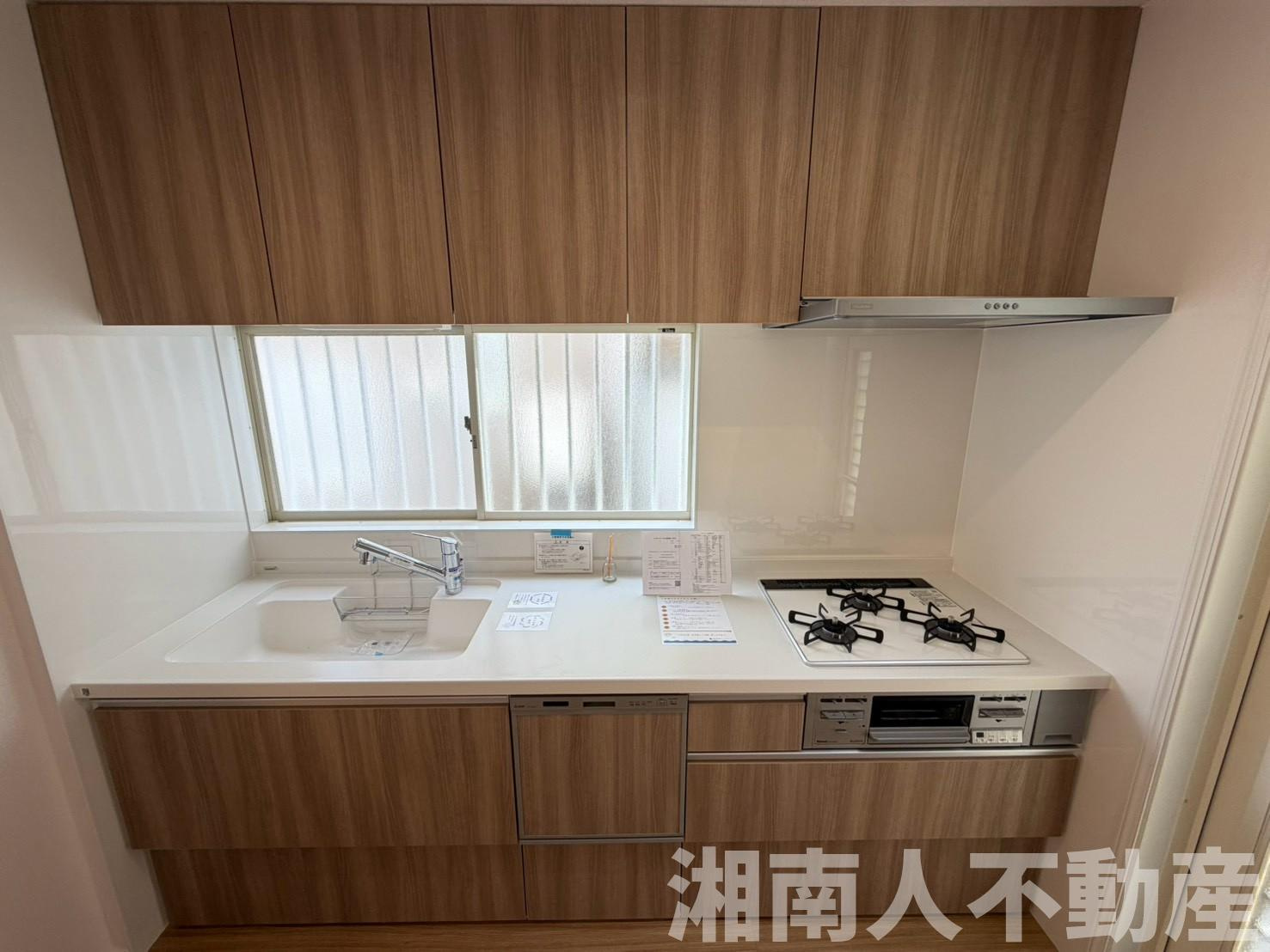 鎌倉市七里ガ浜東５丁目５－１３戸建のキッチン|使いやすいキッチンです