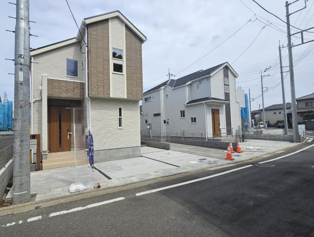 横浜市瀬谷区北新 新築戸建て【仲介手数料無料】カースペース2台の外観