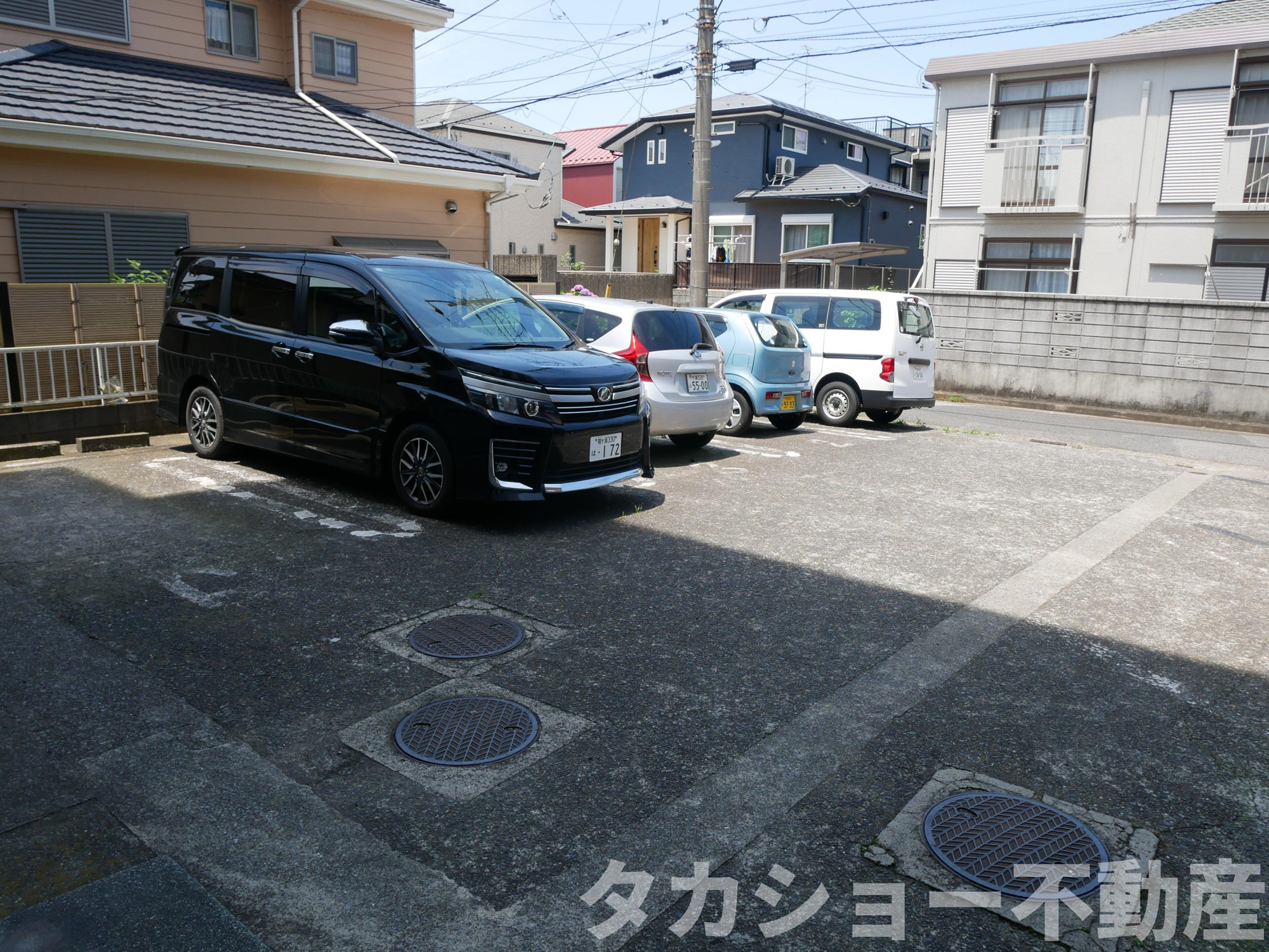 汐見丘ビルの駐車場
