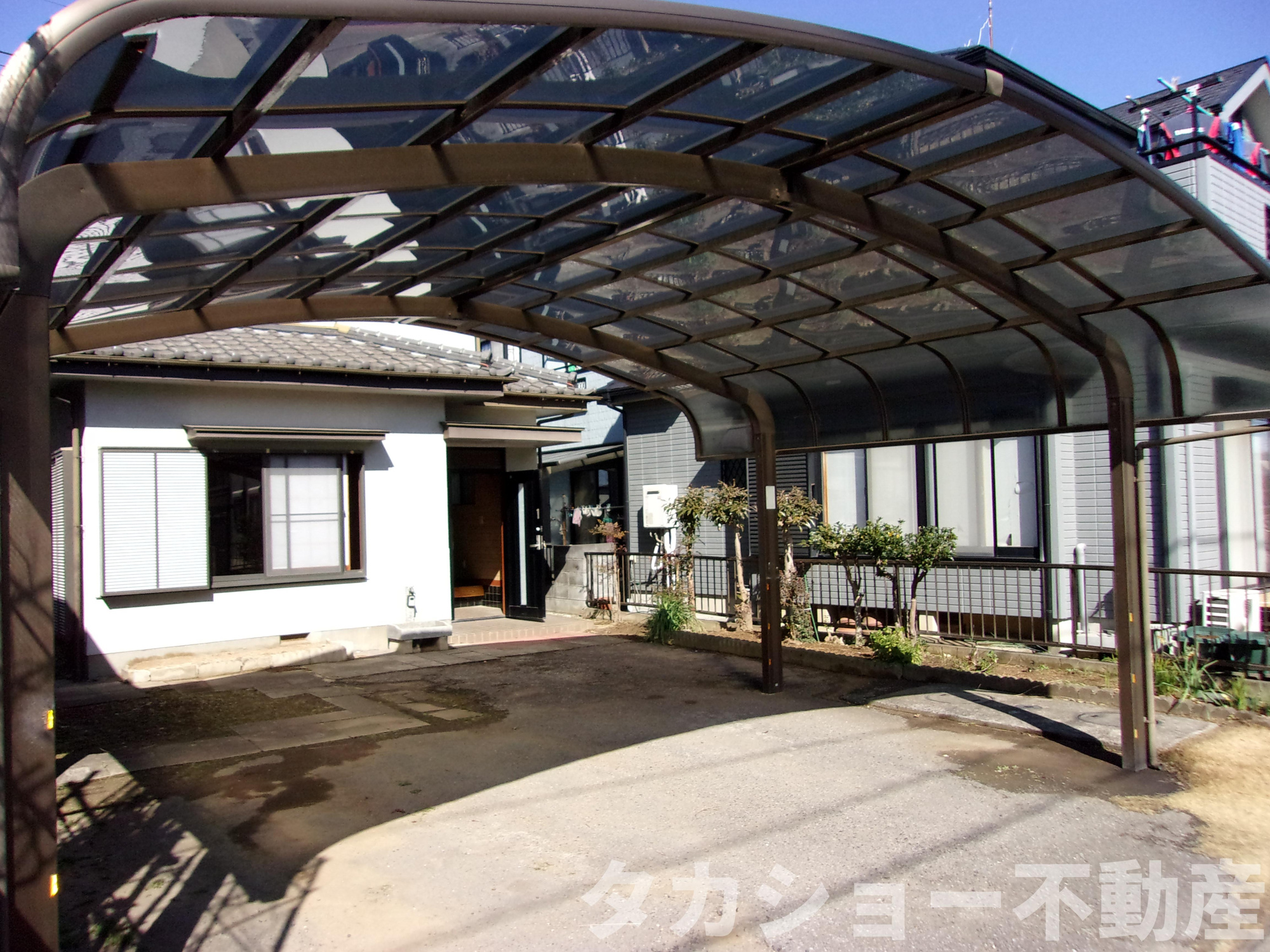 市原市古市場　中古戸建の駐車場|車をお持ちの方に嬉しい駐車場付きの物件です