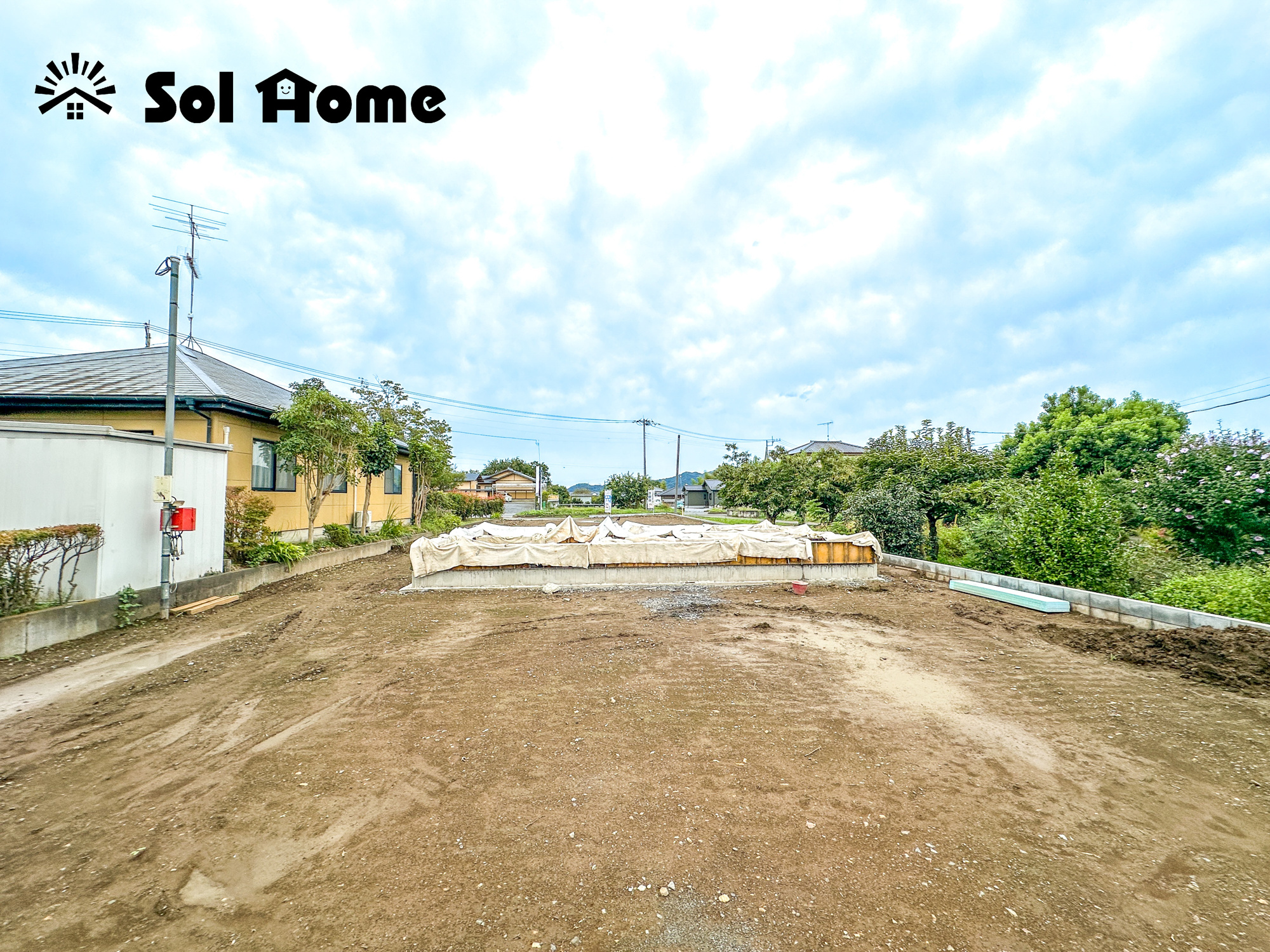 佐野市出流原町の新築一戸建の外観|◆本日のご案内も大歓迎です♪◆ 図面や写真では分からない部分を不動産のプロが丁寧にご説明いたします！！ 年中無休のソルホームはいつでもお問い合わせをお待ちしております♪